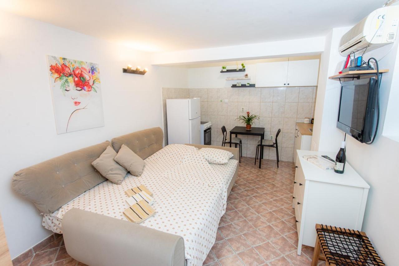 קוטור Studio Apartment Silva מראה חיצוני תמונה